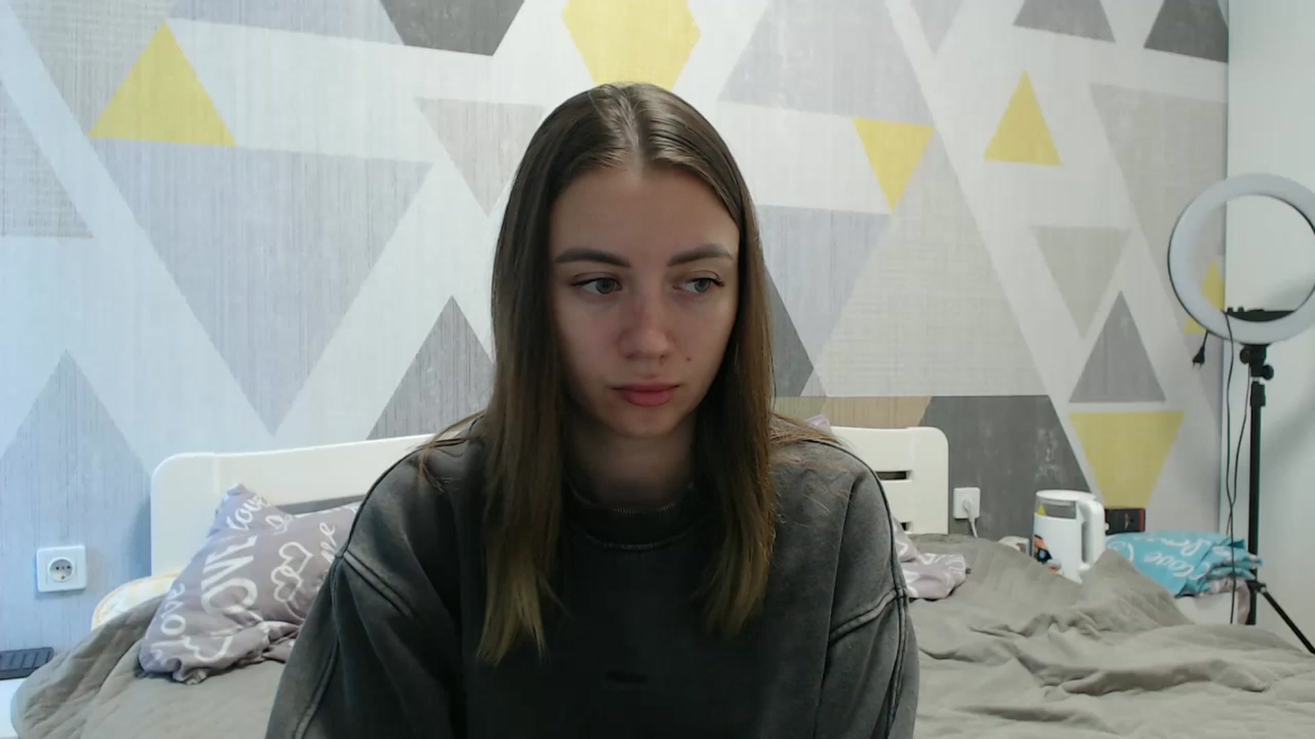 Gallery image thumbnail from Sulfate0's myfreecams stream on, 10/16/2025, 08:30 image 15 of 20