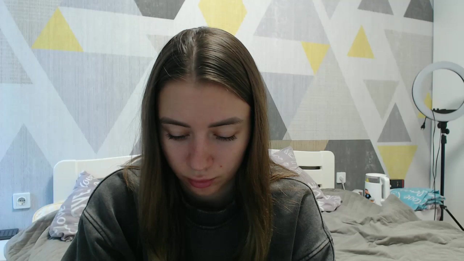Gallery image thumbnail from Sulfate0's myfreecams stream on, 10/16/2025, 08:30 image 13 of 20