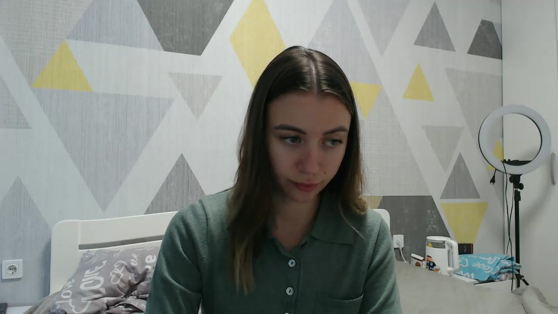 Gallery image thumbnail from Sulfate0's myfreecams stream on, 10/17/2025, 07:25 image 2 of 20