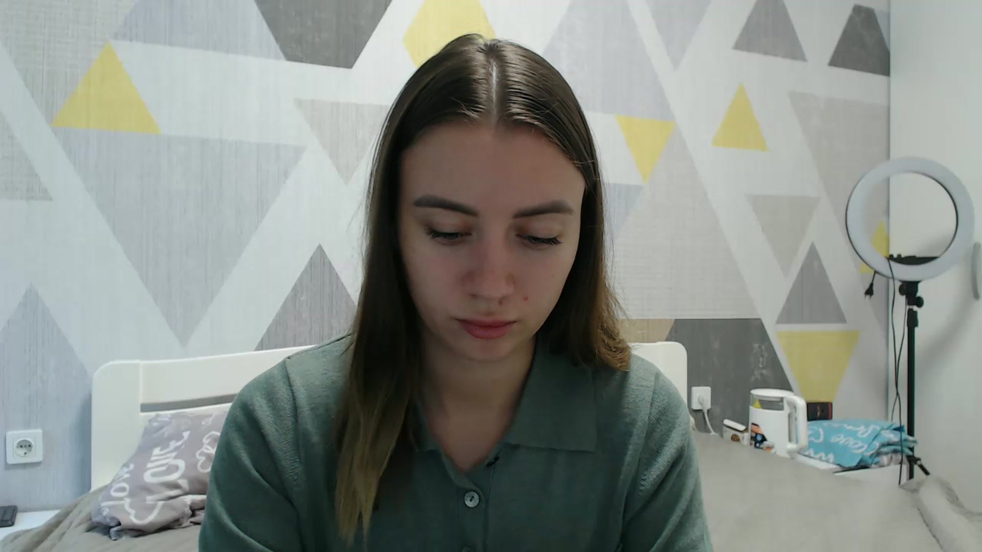 Gallery image thumbnail from Sulfate0's myfreecams stream on, 10/17/2025, 07:25 image 14 of 20