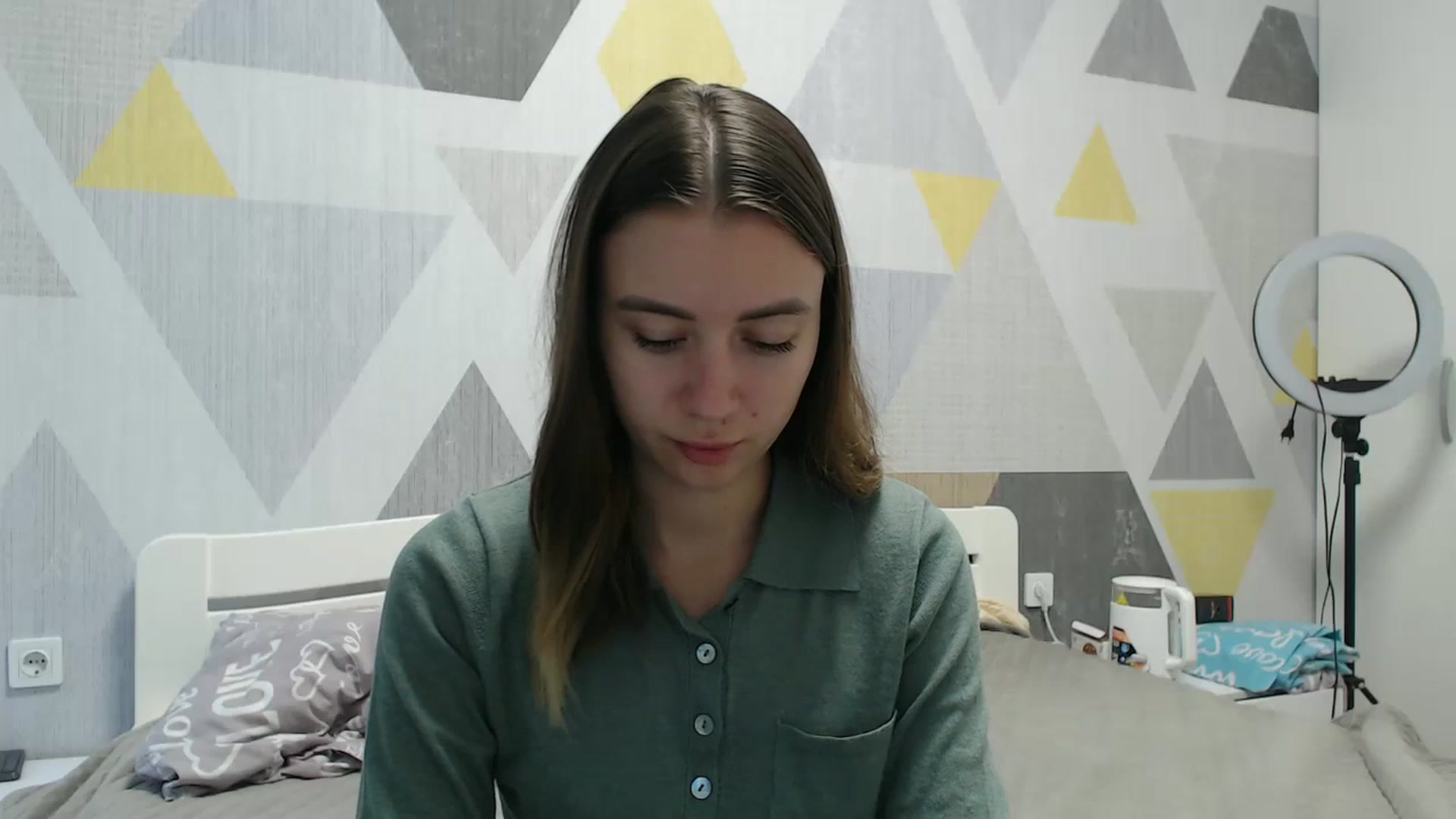 Gallery image thumbnail from Sulfate0's myfreecams stream on, 10/17/2025, 07:25 image 7 of 20
