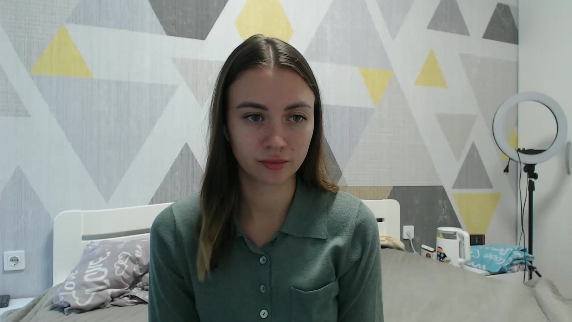 Gallery image thumbnail from Sulfate0's myfreecams stream on, 10/17/2025, 07:25 image 13 of 20