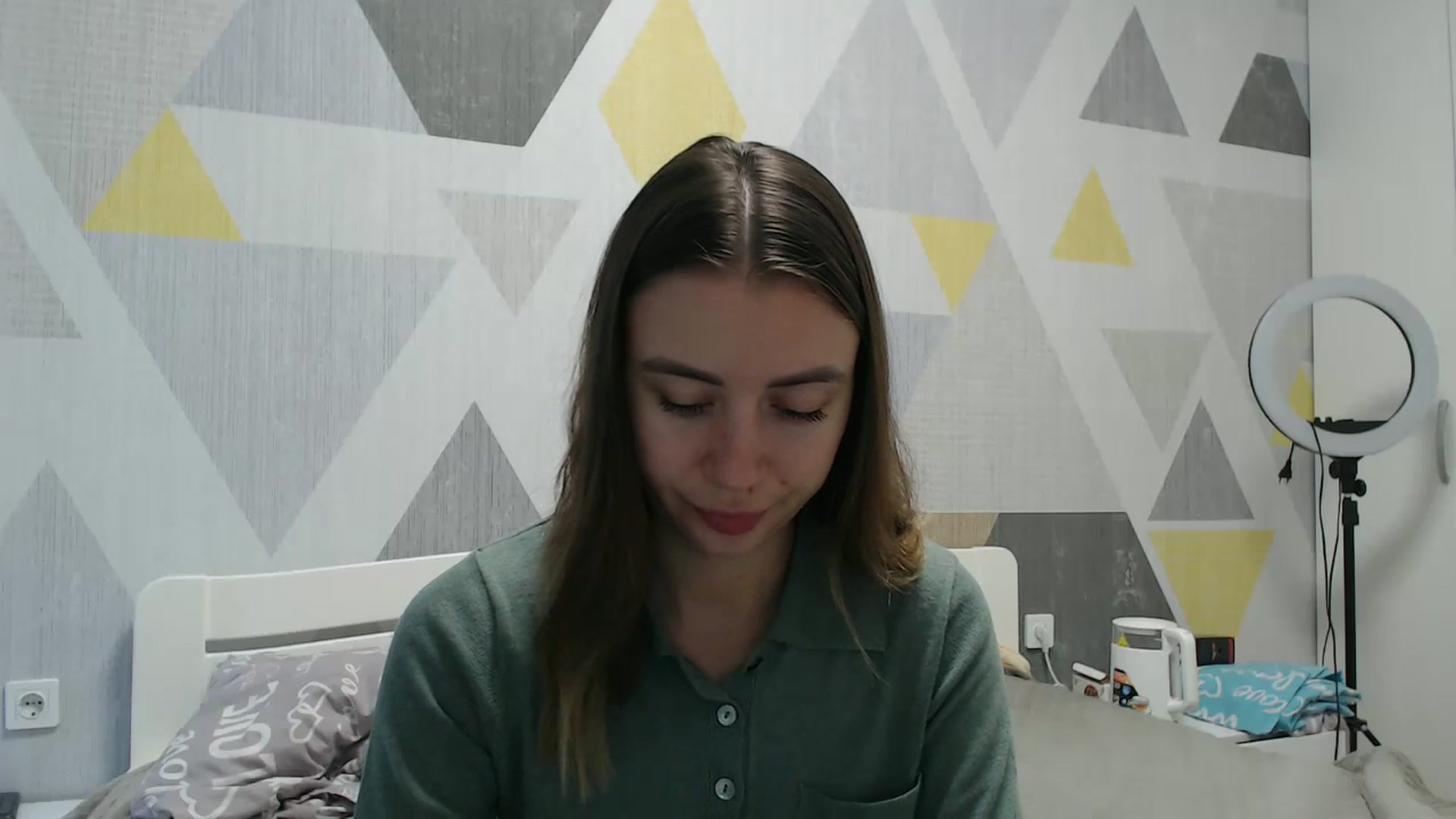 Gallery image thumbnail from Sulfate0's myfreecams stream on, 10/17/2025, 07:25 image 3 of 20