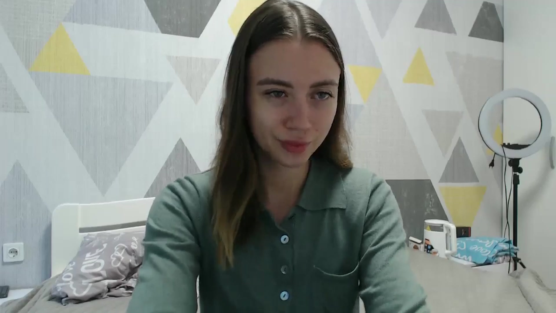Gallery image thumbnail from Sulfate0's myfreecams stream on, 10/17/2025, 07:25 image 5 of 20
