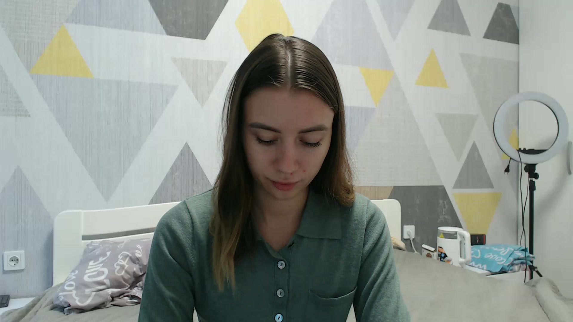 Gallery image thumbnail from Sulfate0's myfreecams stream on, 10/17/2025, 07:25 image 9 of 20