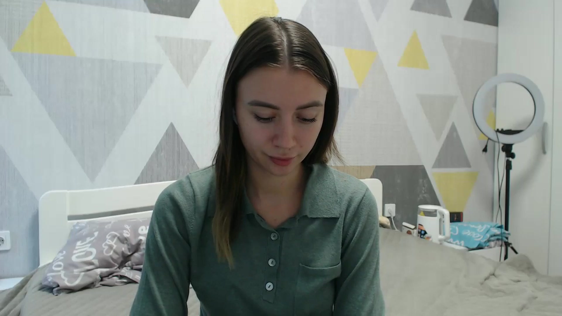Gallery image thumbnail from Sulfate0's myfreecams stream on, 10/17/2025, 08:47 image 16 of 20