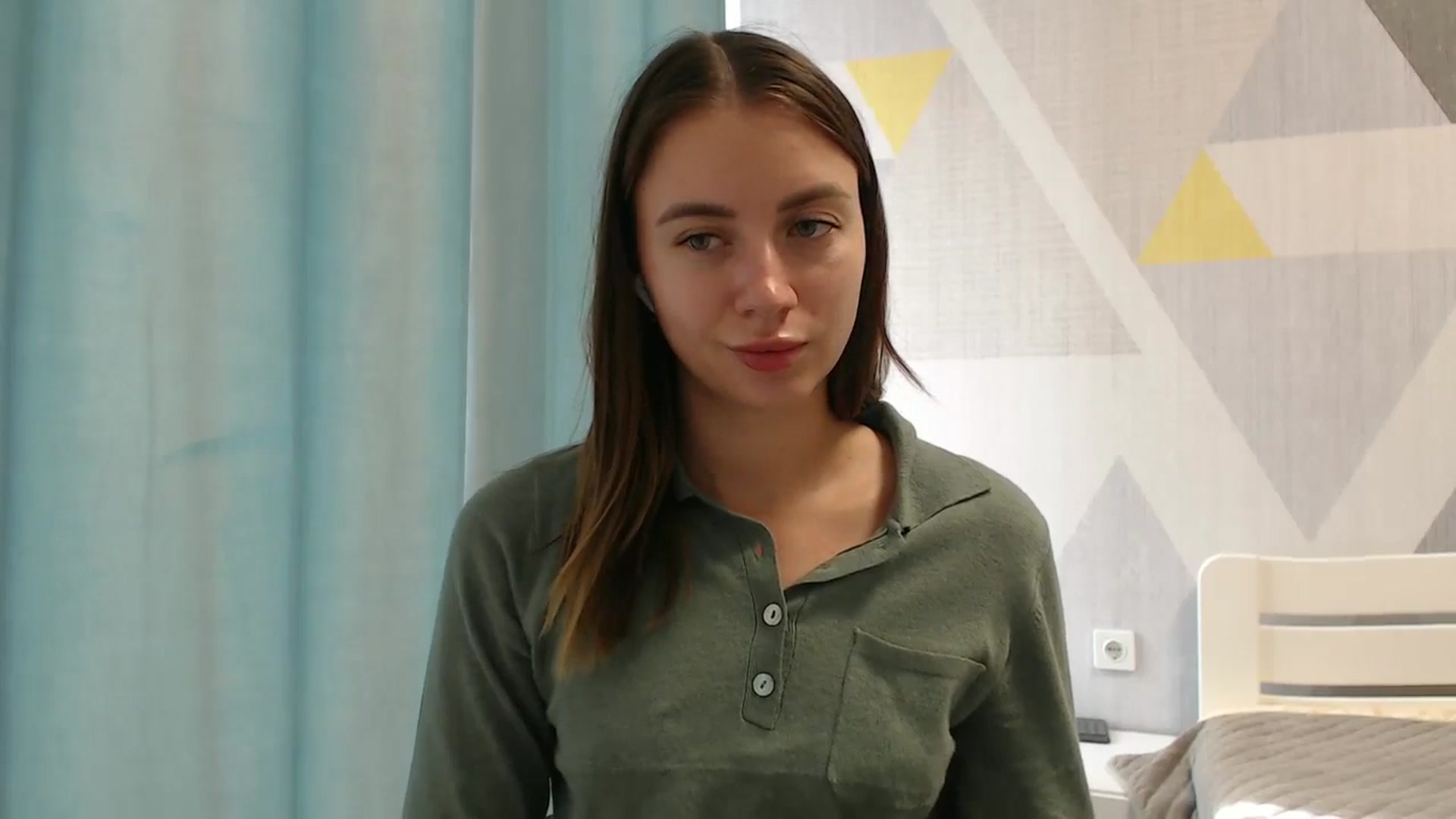 Gallery image thumbnail from Sulfate0's myfreecams stream on, 10/17/2025, 11:19 image 12 of 20