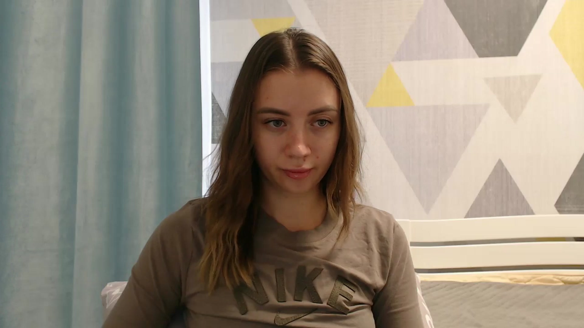 Gallery image thumbnail from Sulfate0's myfreecams stream on, 10/18/2025, 08:29 image 16 of 20
