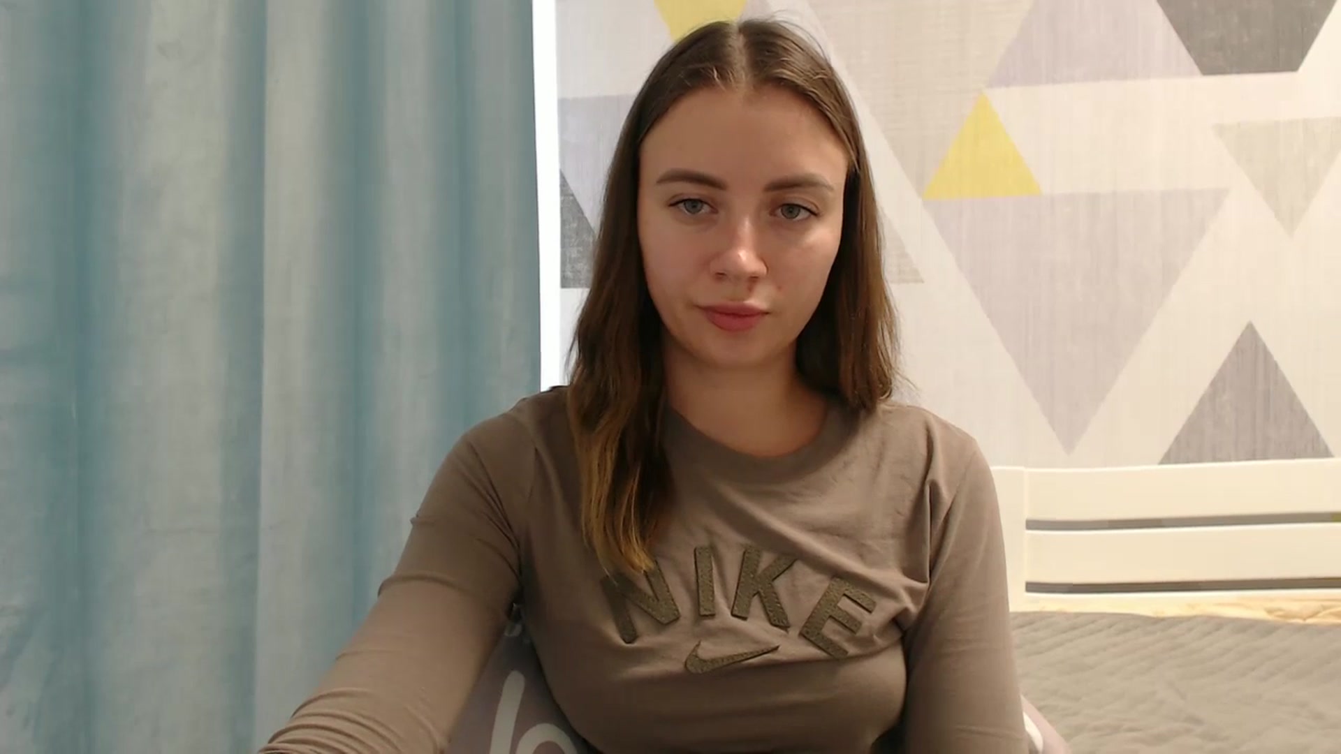 Gallery image thumbnail from Sulfate0's myfreecams stream on, 10/18/2025, 11:51 image 16 of 20