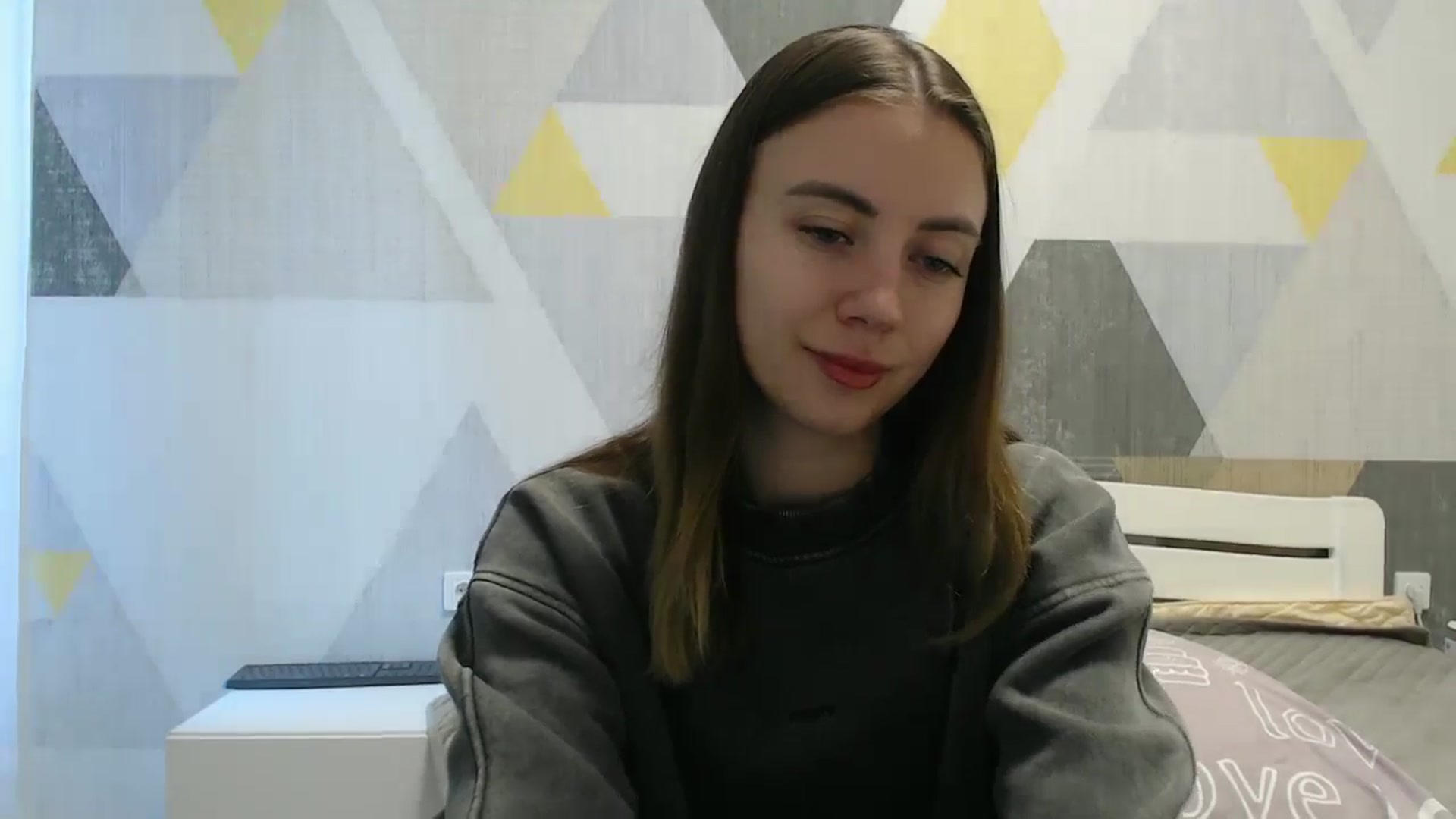 Gallery image thumbnail from Sulfate0's myfreecams stream on, 10/19/2025, 08:22 image 6 of 20