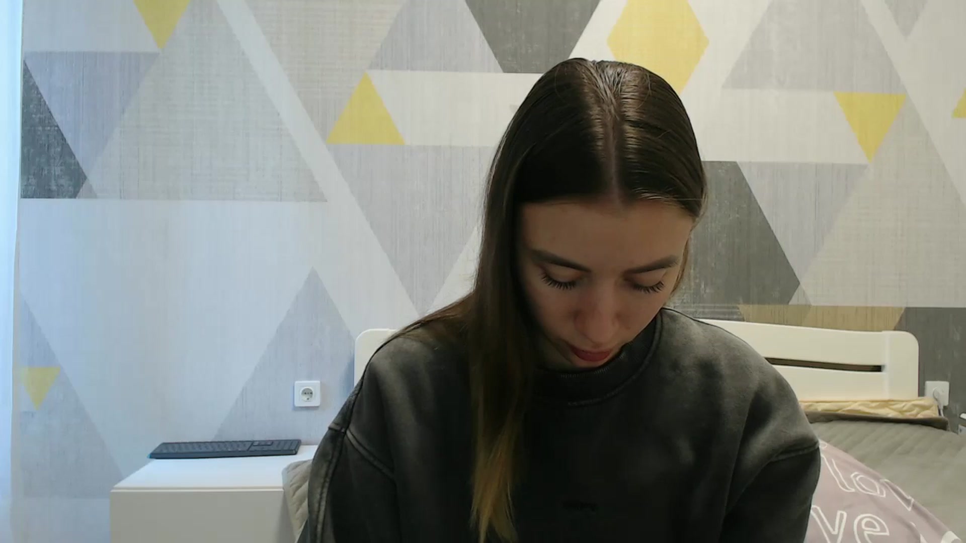 Gallery image thumbnail from Sulfate0's myfreecams stream on, 10/19/2025, 08:22 image 7 of 20