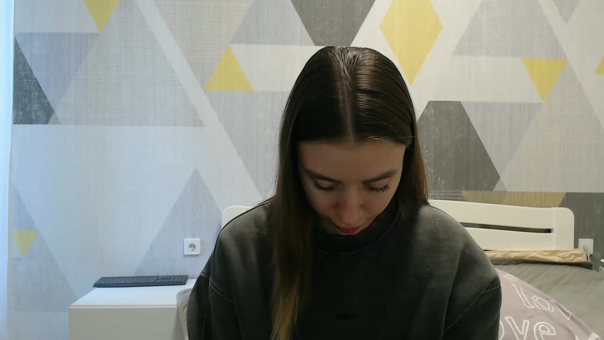 Gallery image thumbnail from Sulfate0's myfreecams stream on, 10/19/2025, 08:22 image 9 of 20