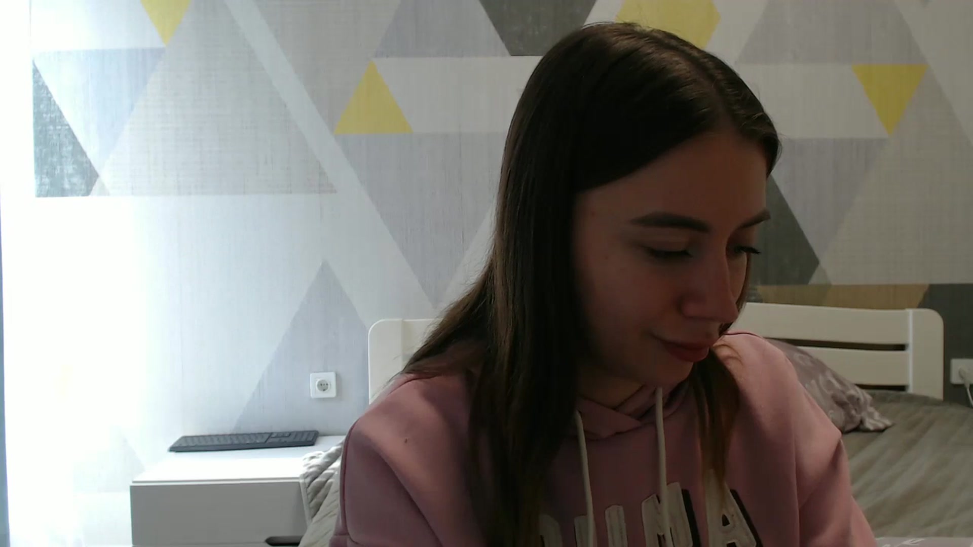 Gallery image thumbnail from Sulfate0's myfreecams stream on, 10/20/2025, 10:18 image 12 of 20
