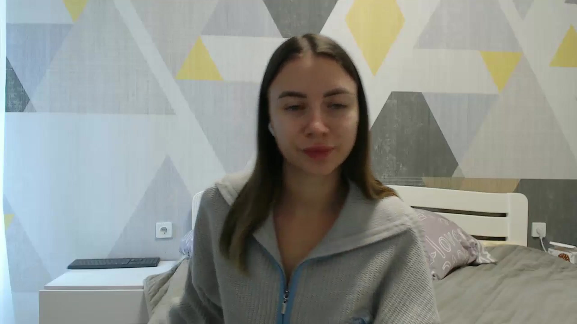 Gallery image thumbnail from Sulfate0's myfreecams stream on, 10/22/2025, 08:15 image 18 of 20
