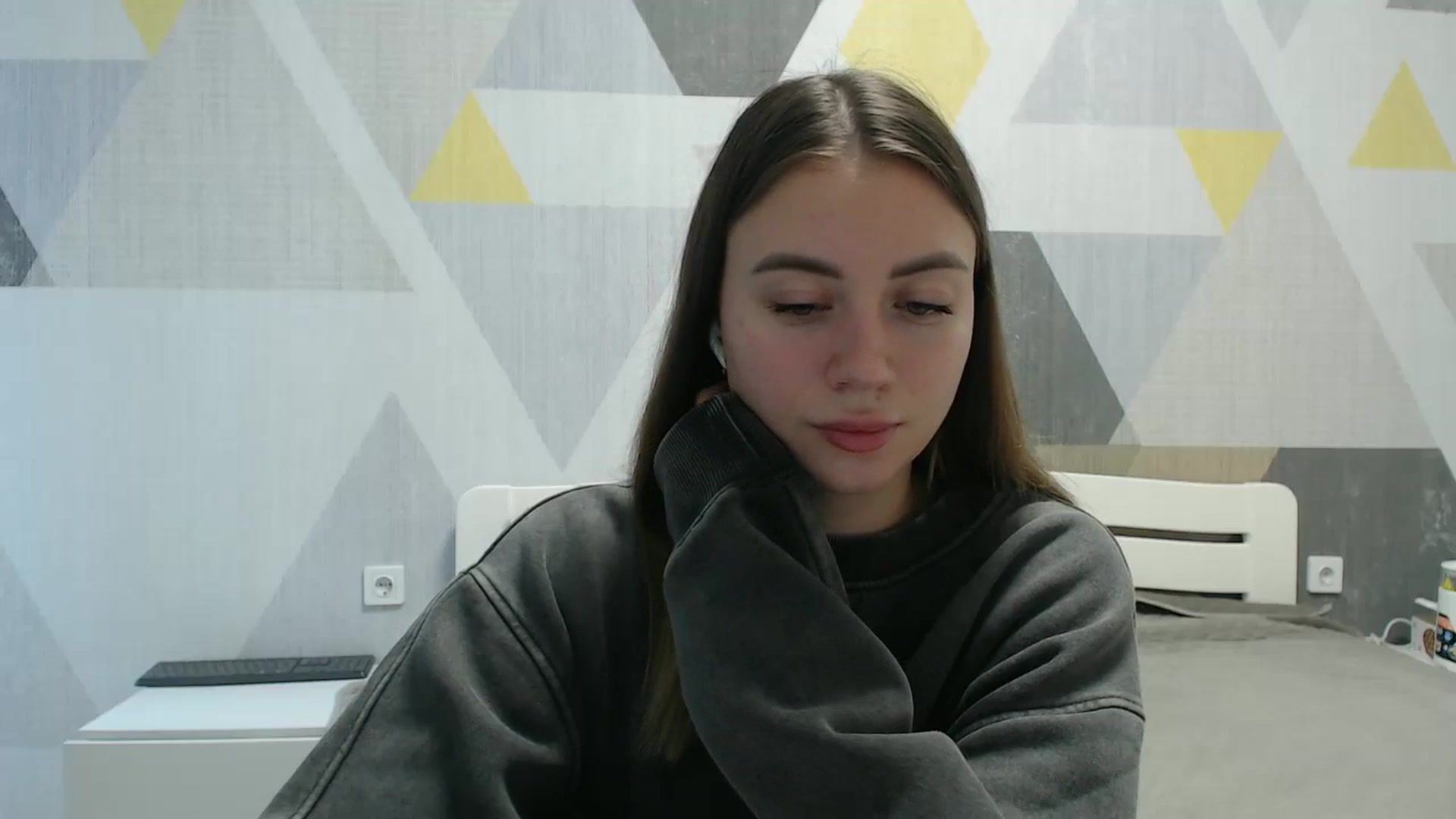 Gallery image thumbnail from Sulfate0's myfreecams stream on, 10/24/2025, 11:44 image 6 of 20