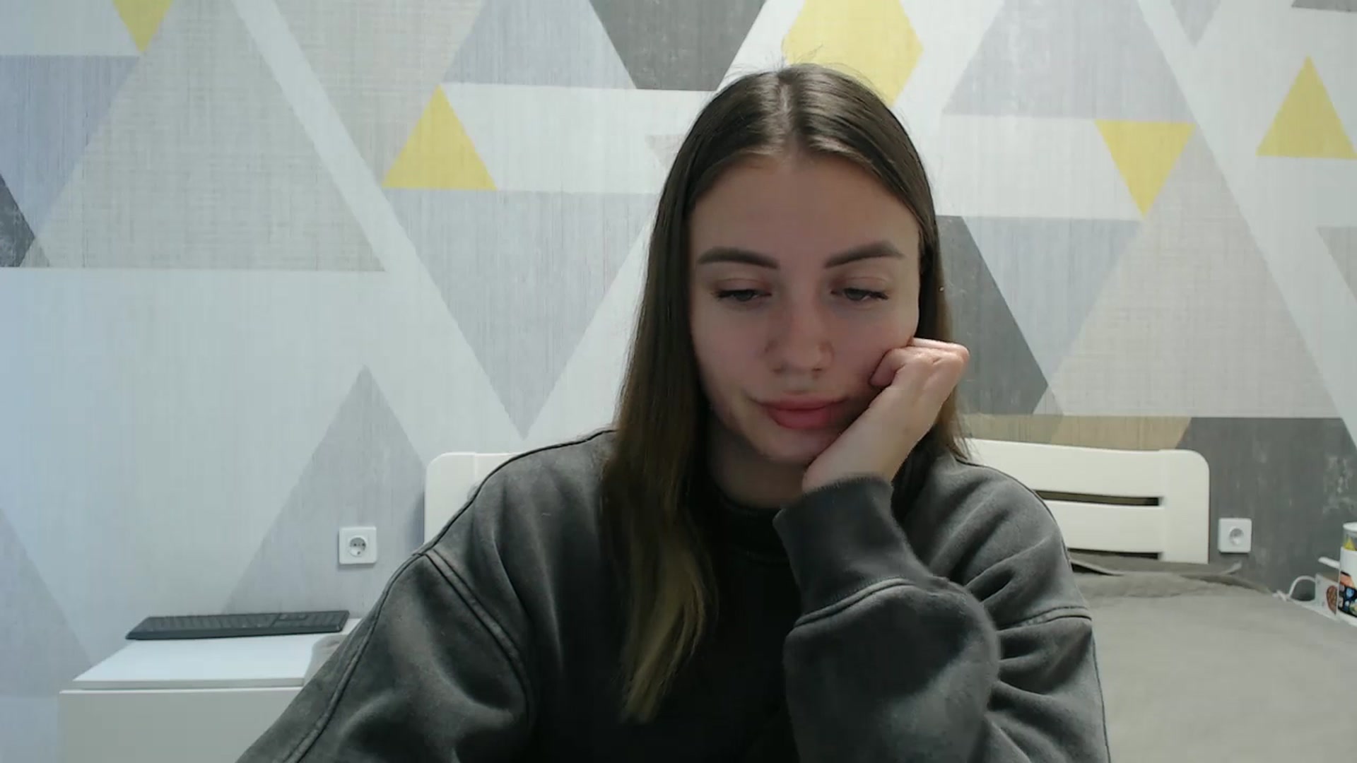 Gallery image thumbnail from Sulfate0's myfreecams stream on, 10/24/2025, 11:44 image 4 of 20