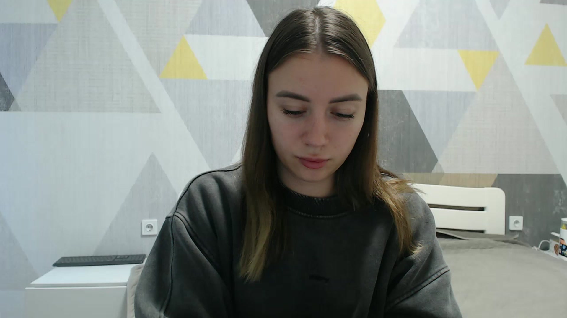 Gallery image thumbnail from Sulfate0's myfreecams stream on, 10/24/2025, 11:44 image 16 of 20