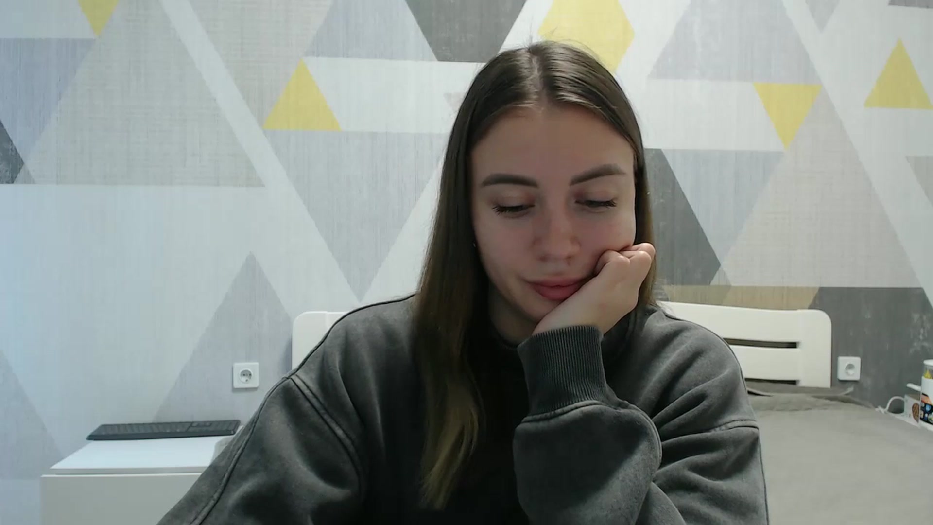 Gallery image thumbnail from Sulfate0's myfreecams stream on, 10/24/2025, 11:44 image 3 of 20