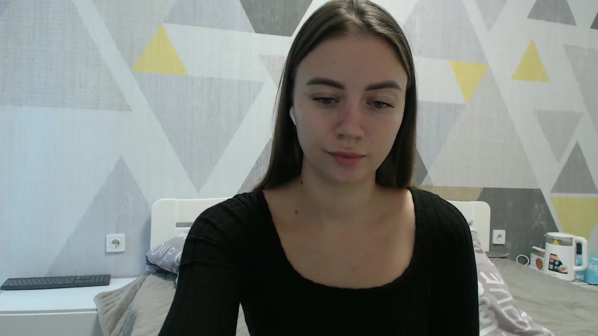 Gallery image thumbnail from Sulfate0's myfreecams stream on, 10/27/2025, 09:39 image 14 of 20