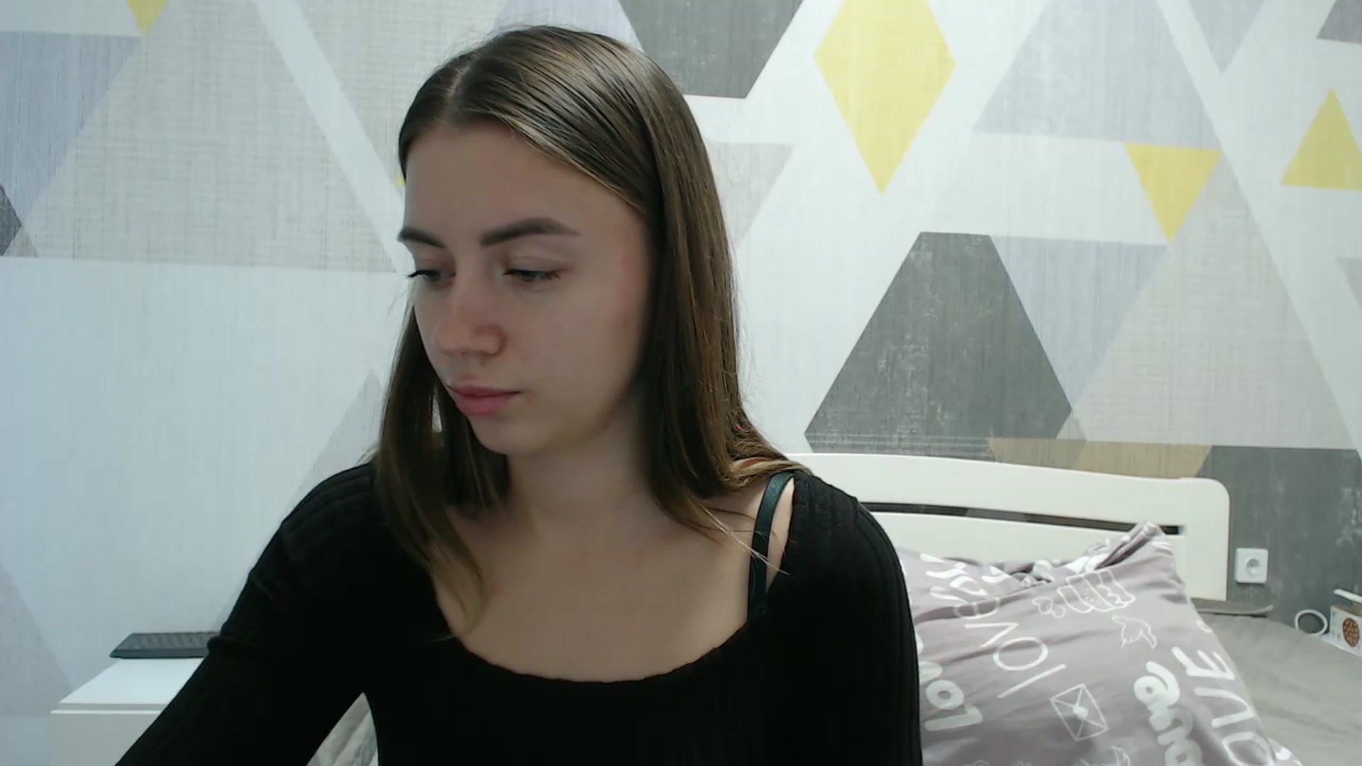 Gallery image thumbnail from Sulfate0's myfreecams stream on, 10/27/2025, 11:32 image 6 of 20