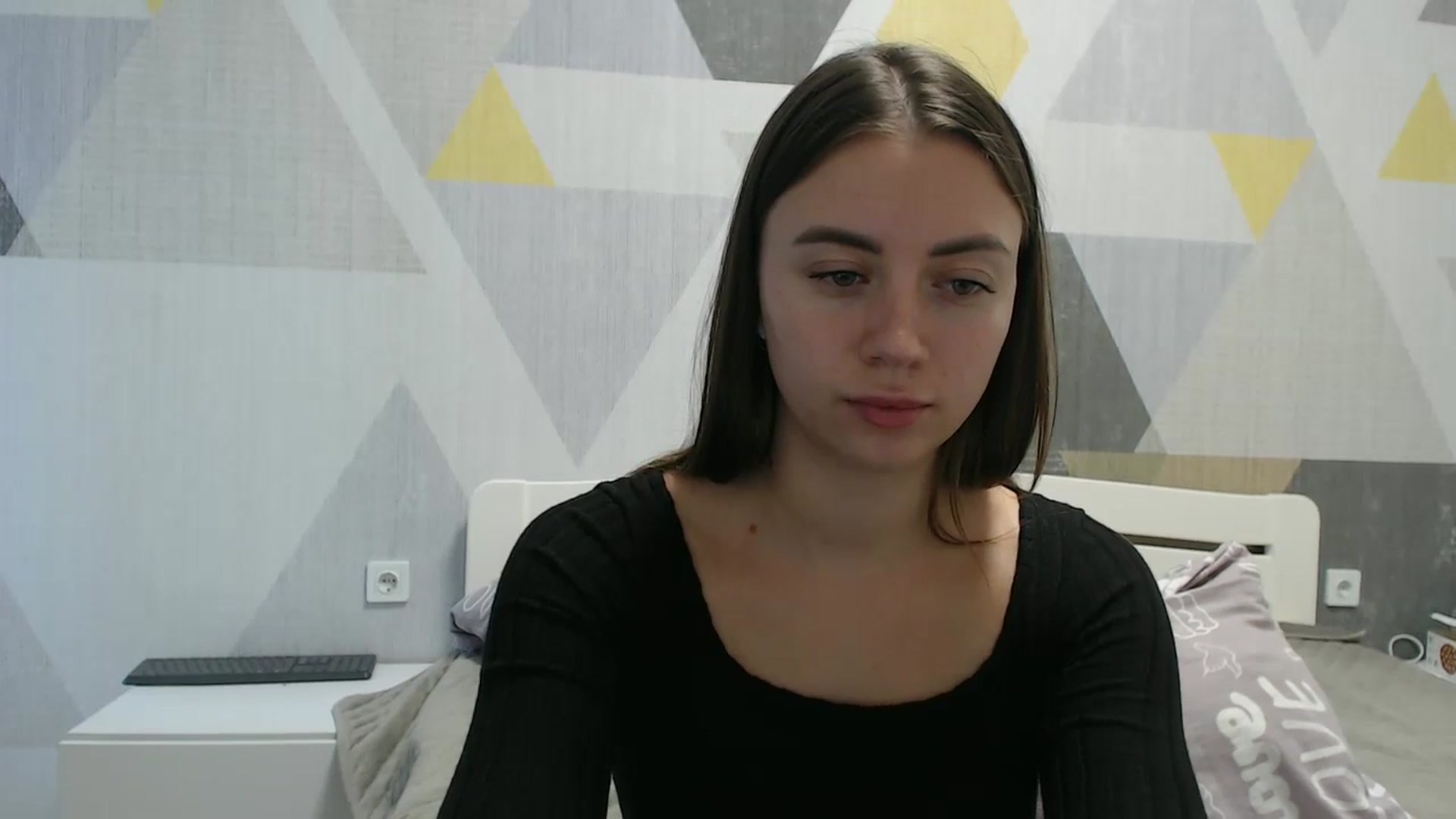 Gallery image thumbnail from Sulfate0's myfreecams stream on, 10/27/2025, 11:57 image 18 of 20