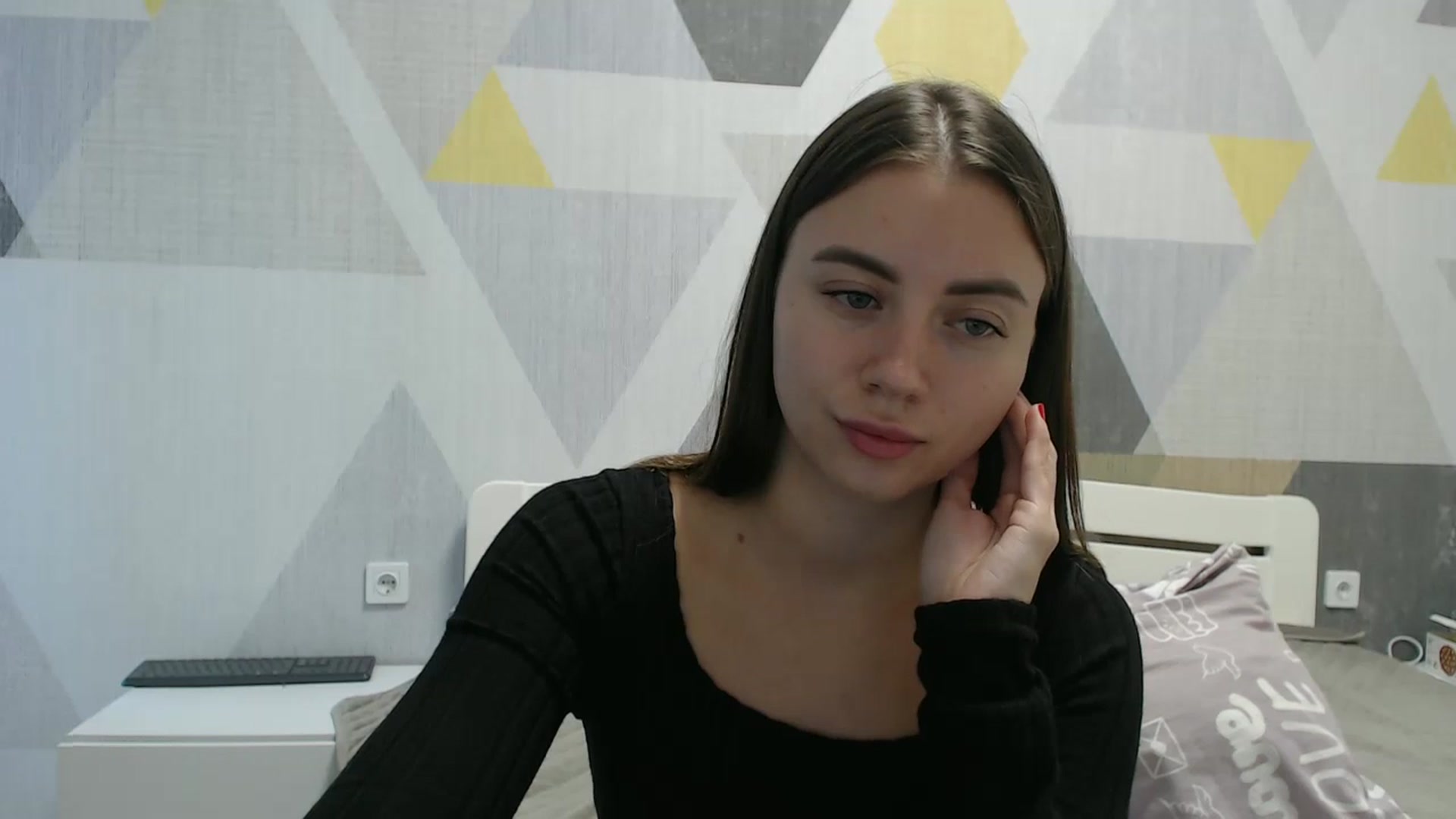 Gallery image thumbnail from Sulfate0's myfreecams stream on, 10/27/2025, 11:57 image 19 of 20