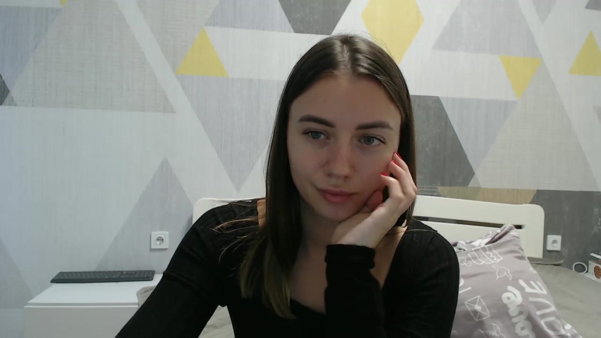 Gallery image thumbnail from Sulfate0's myfreecams stream on, 10/27/2025, 11:57 image 13 of 20