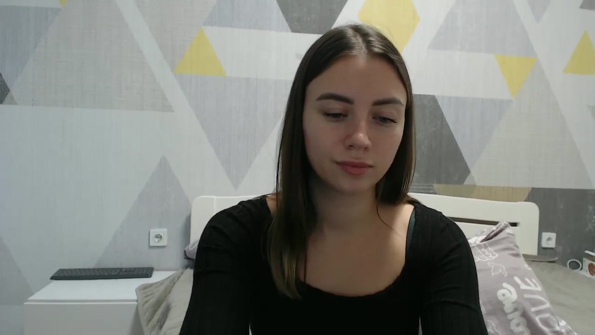 Gallery image thumbnail from Sulfate0's myfreecams stream on, 10/27/2025, 11:57 image 10 of 20