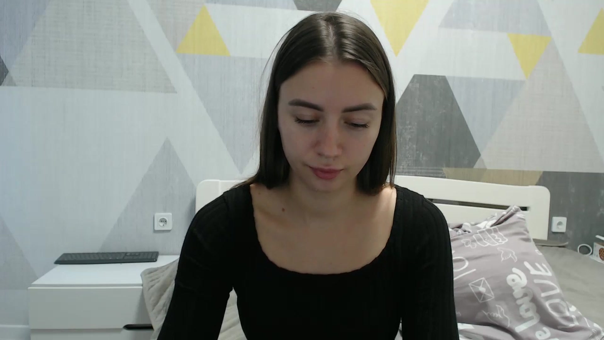 Gallery image thumbnail from Sulfate0's myfreecams stream on, 10/27/2025, 11:57 image 3 of 20