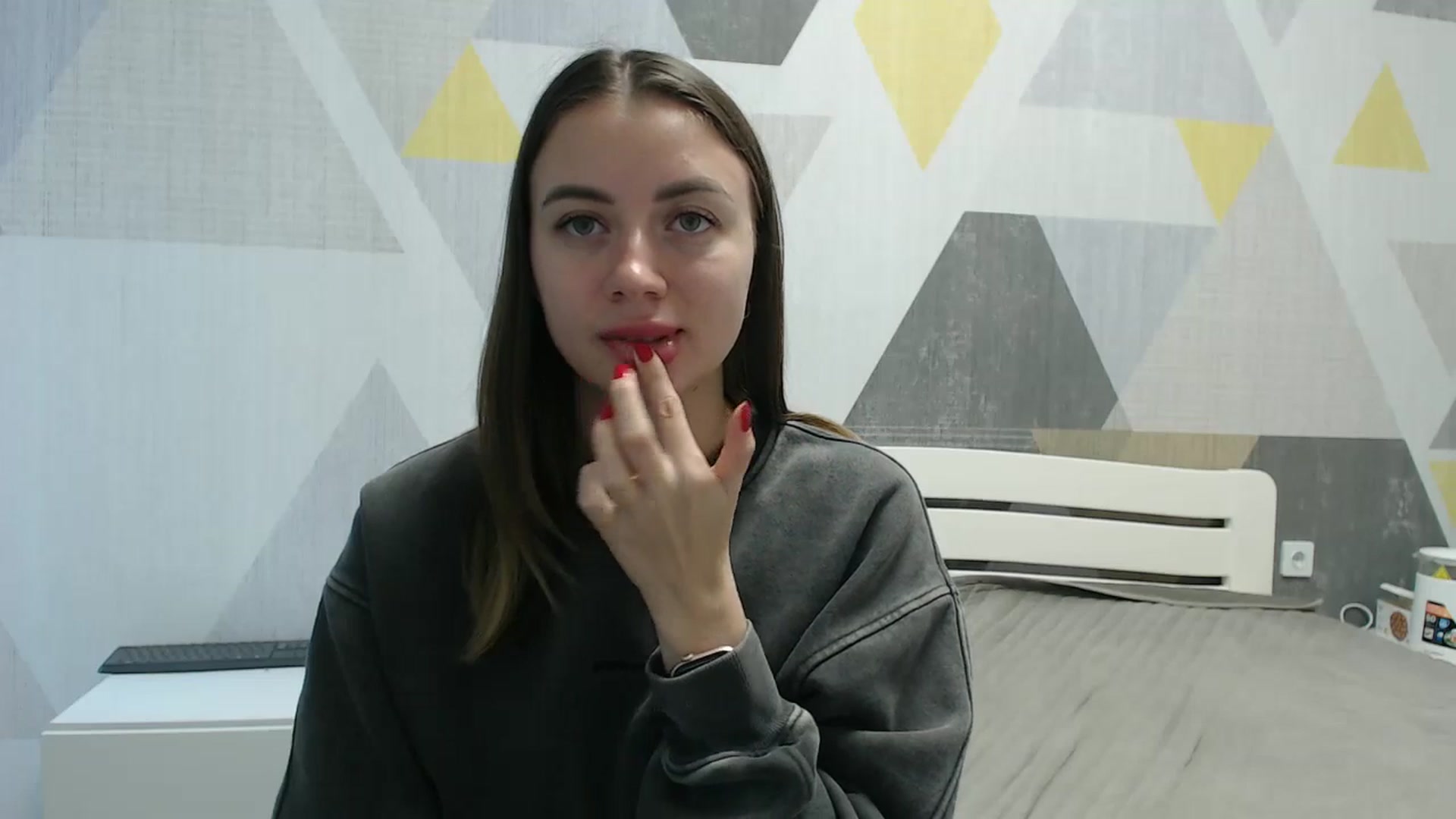 Gallery image thumbnail from Sulfate0's myfreecams stream on, 10/28/2025, 09:26 image 5 of 20