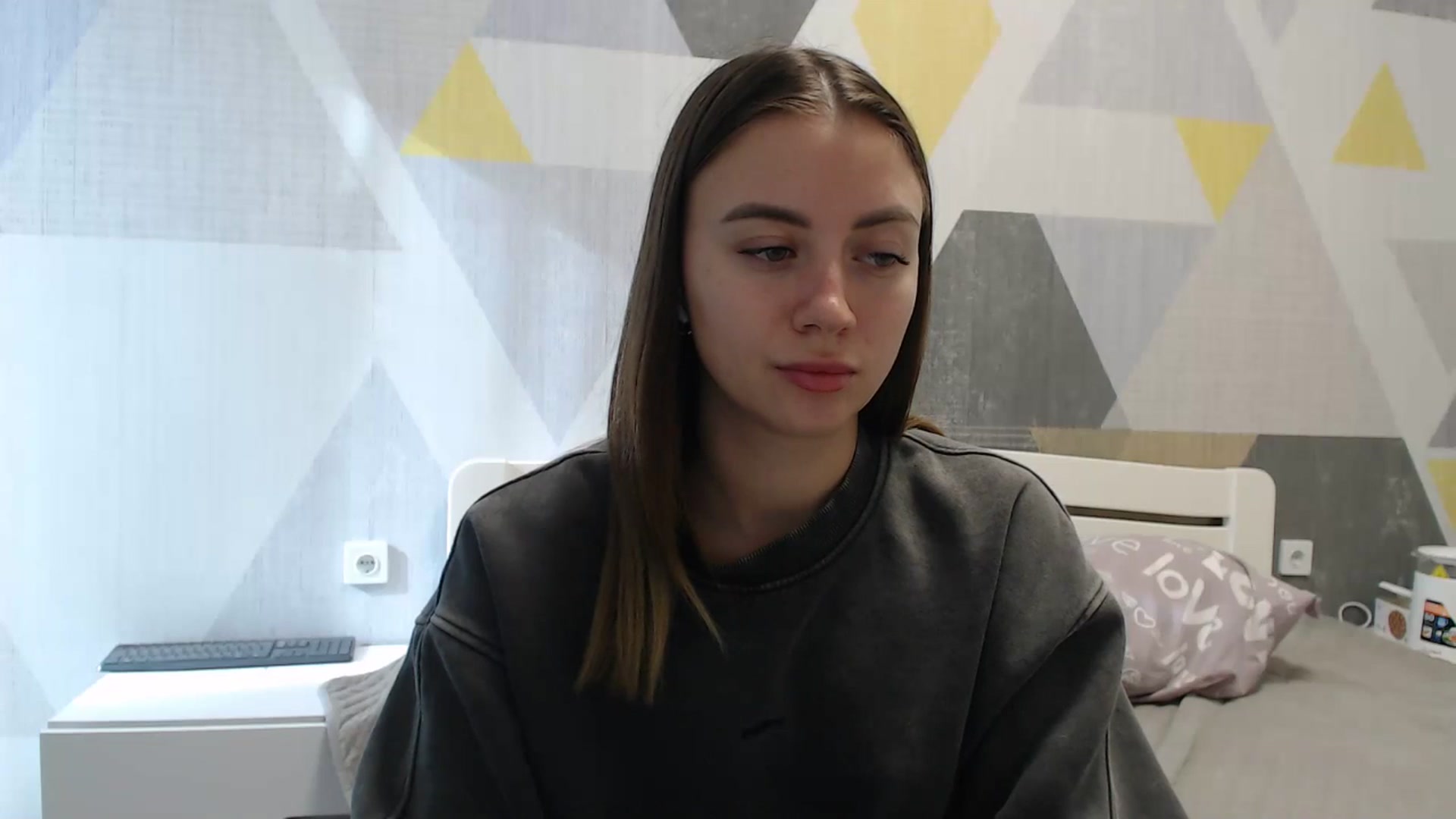 Gallery image thumbnail from Sulfate0's myfreecams stream on, 10/28/2025, 09:26 image 16 of 20