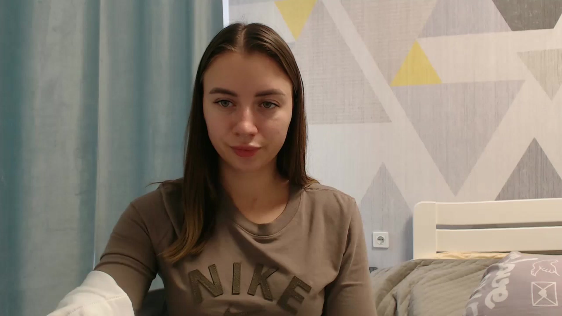 Gallery image thumbnail from Sulfate0's myfreecams stream on, 10/30/2025, 13:36 image 6 of 20