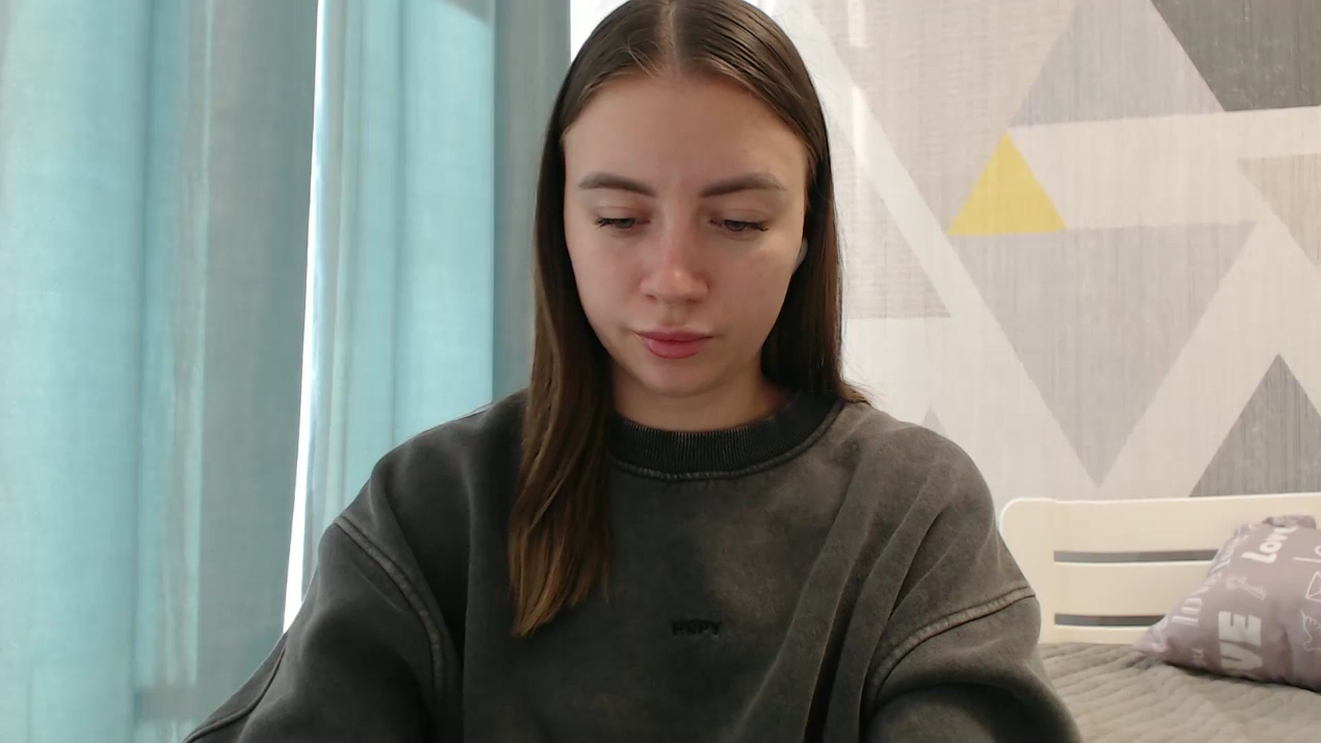 Gallery image thumbnail from Sulfate0's myfreecams stream on, 11/01/2025, 12:43 image 10 of 20