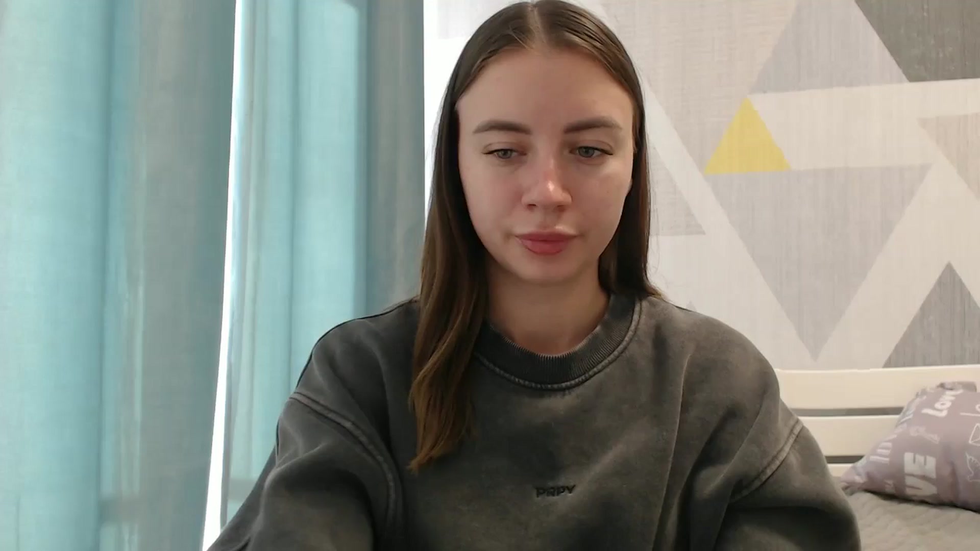 Gallery image thumbnail from Sulfate0's myfreecams stream on, 11/01/2025, 12:43 image 17 of 20