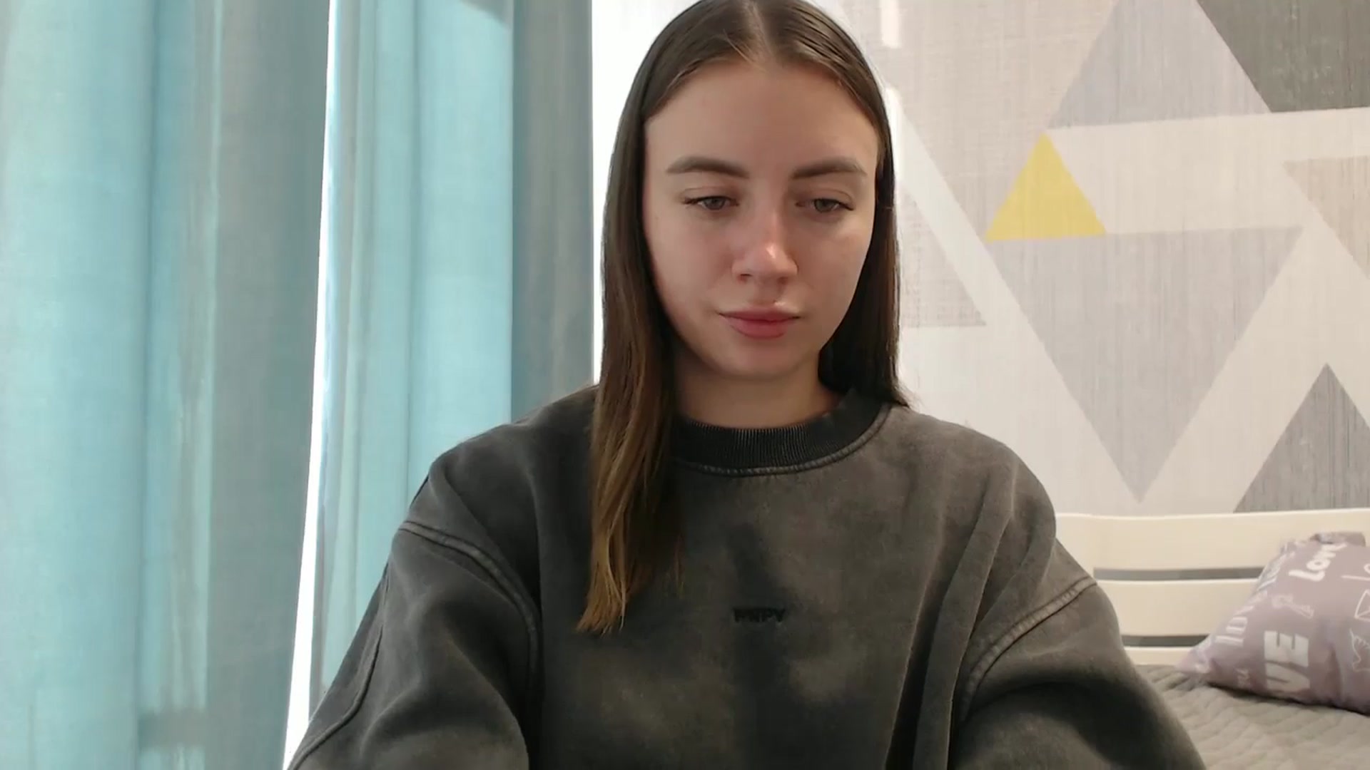 Gallery image thumbnail from Sulfate0's myfreecams stream on, 11/01/2025, 12:43 image 9 of 20