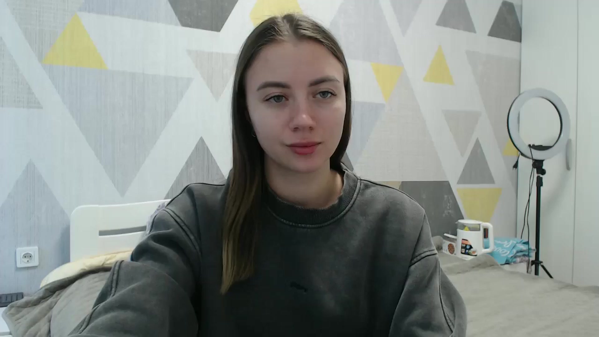 Gallery image thumbnail from Sulfate0's myfreecams stream on, 11/01/2025, 13:19 image 1 of 20