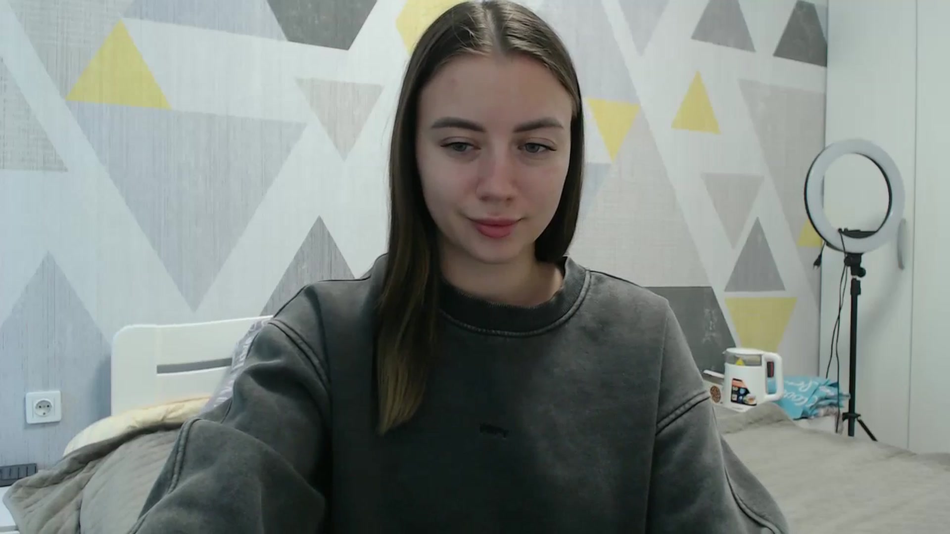 Gallery image thumbnail from Sulfate0's myfreecams stream on, 11/01/2025, 13:19 image 4 of 20