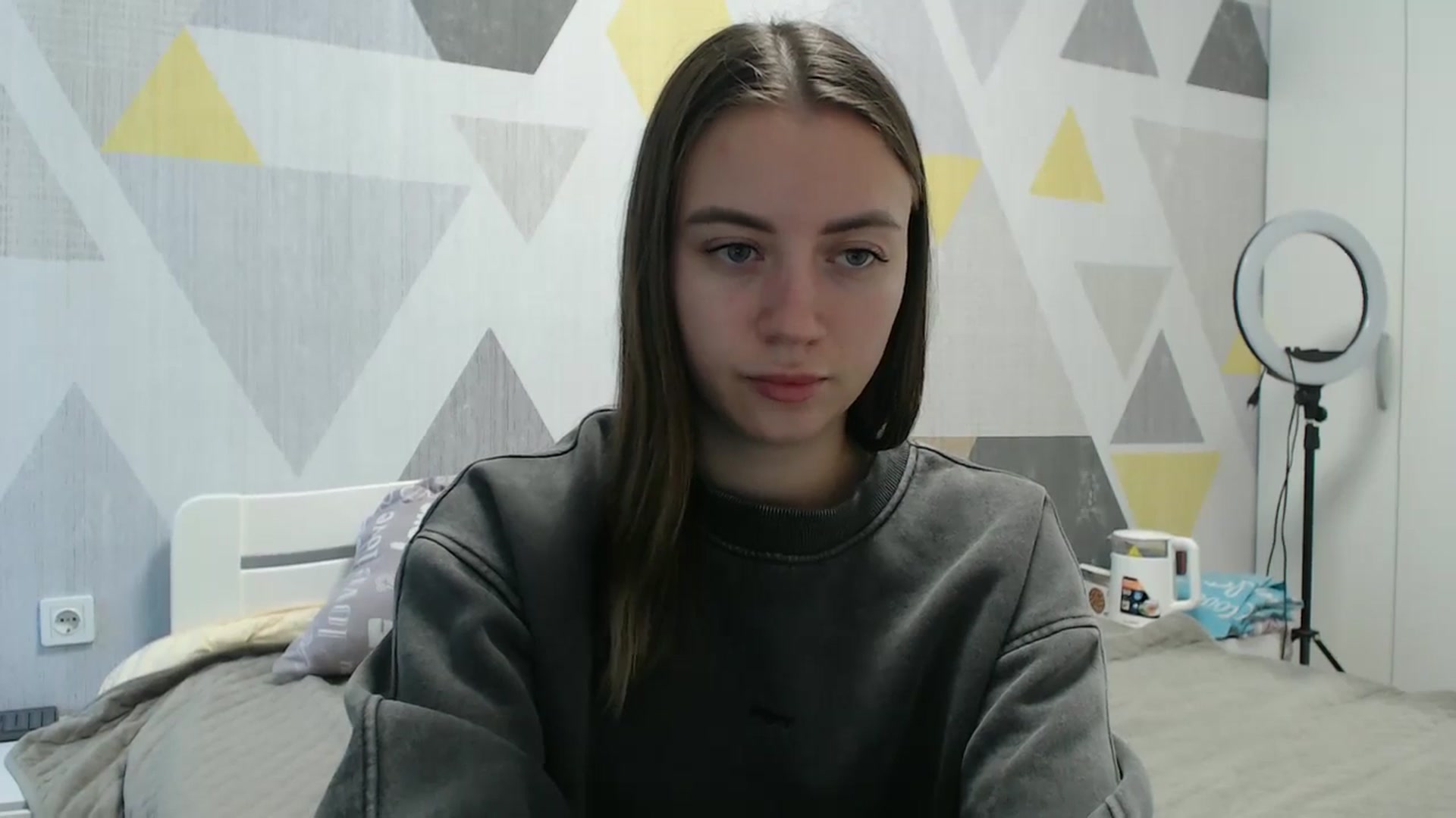 Gallery image thumbnail from Sulfate0's myfreecams stream on, 11/01/2025, 13:19 image 14 of 20