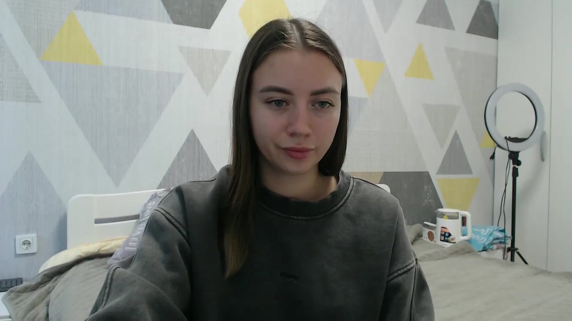 Gallery image thumbnail from Sulfate0's myfreecams stream on, 11/01/2025, 13:19 image 6 of 20
