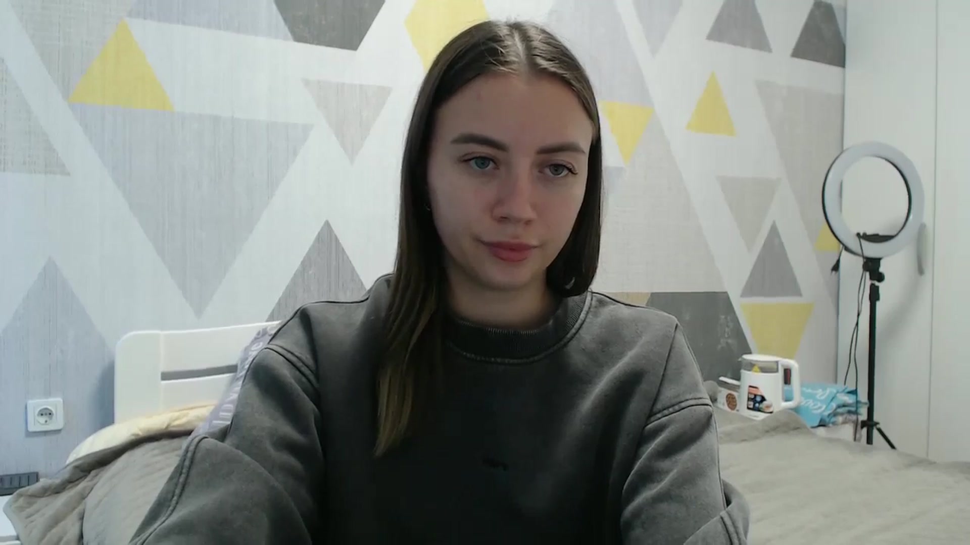 Gallery image thumbnail from Sulfate0's myfreecams stream on, 11/01/2025, 13:19 image 15 of 20
