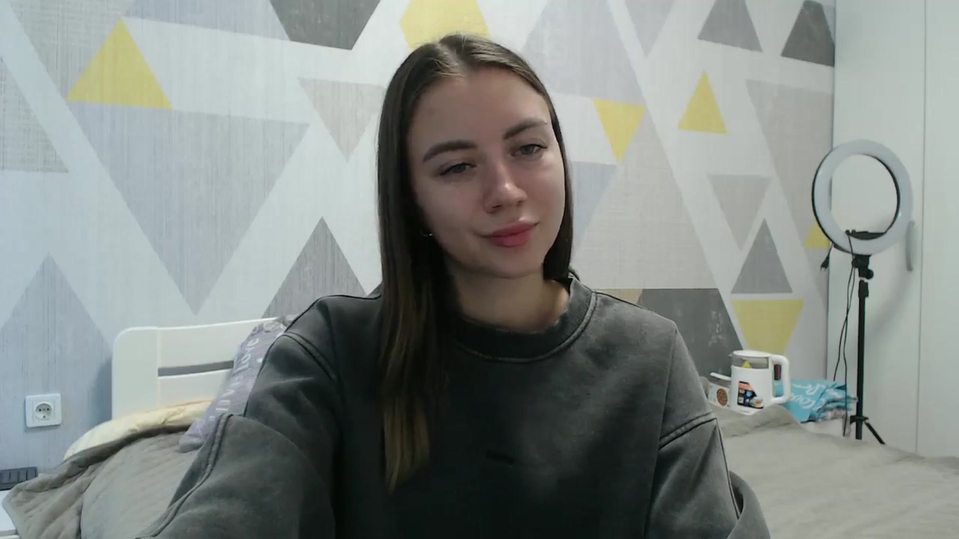 Gallery image thumbnail from Sulfate0's myfreecams stream on, 11/01/2025, 13:19 image 9 of 20