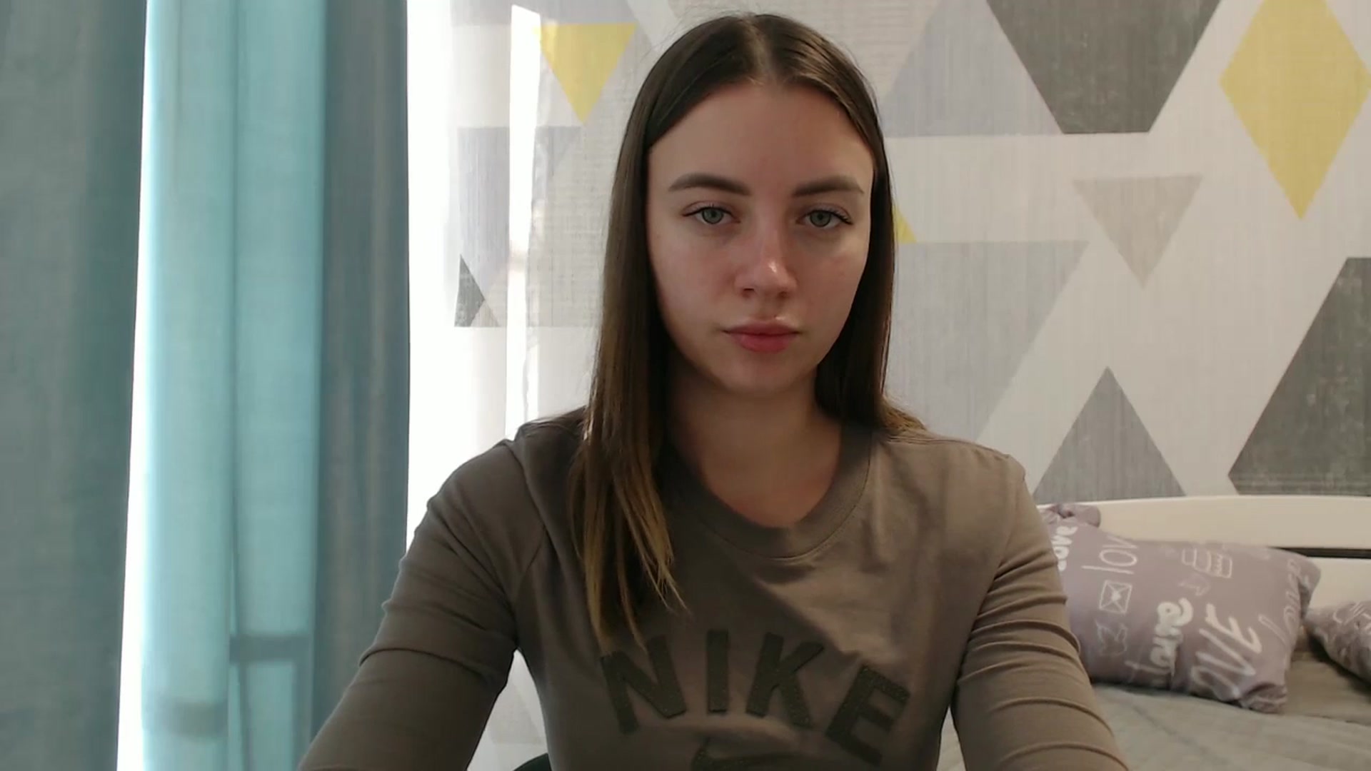 Gallery image thumbnail from Sulfate0's myfreecams stream on, 11/02/2025, 12:53 image 16 of 20