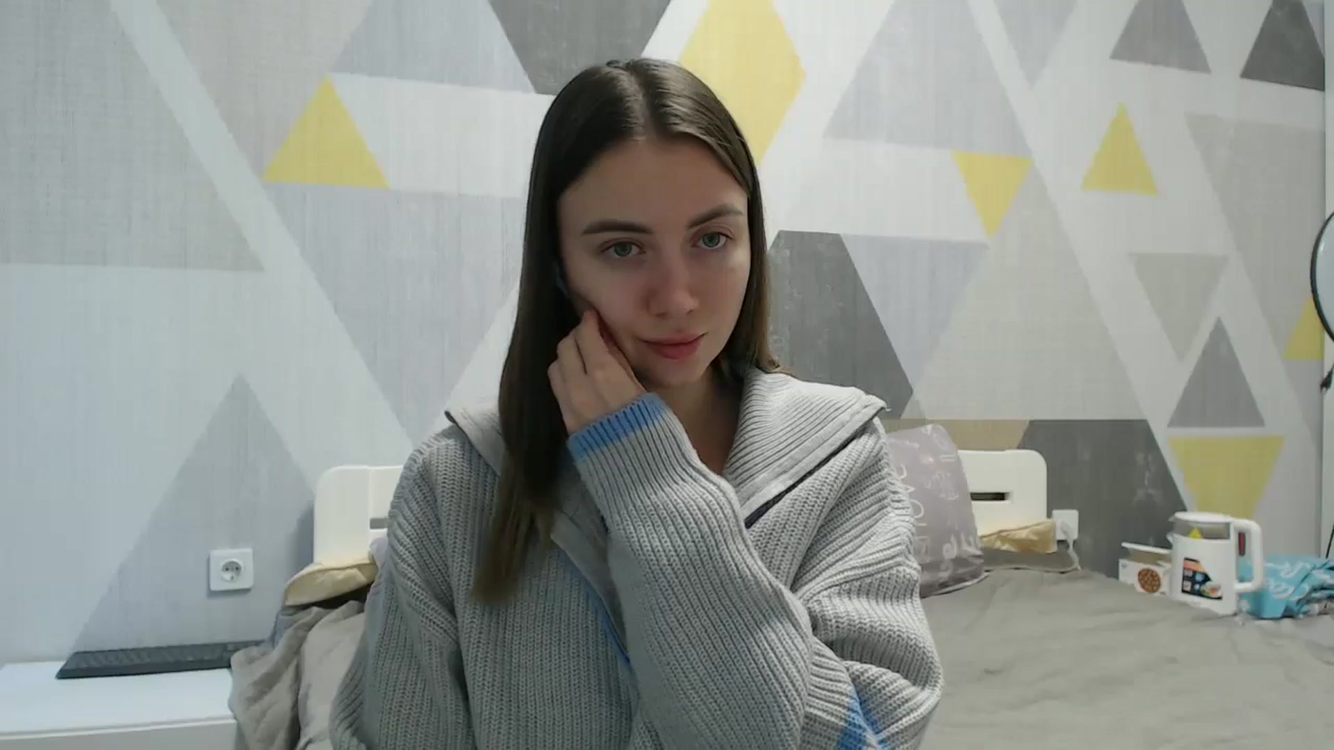Gallery image thumbnail from Sulfate0's myfreecams stream on, 11/04/2025, 08:39 image 9 of 20