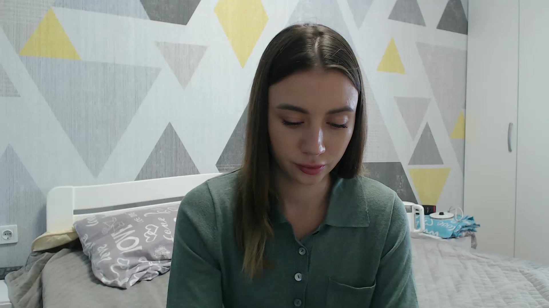 Gallery image thumbnail from Sulfate0's myfreecams stream on, 11/05/2025, 10:15 image 4 of 20