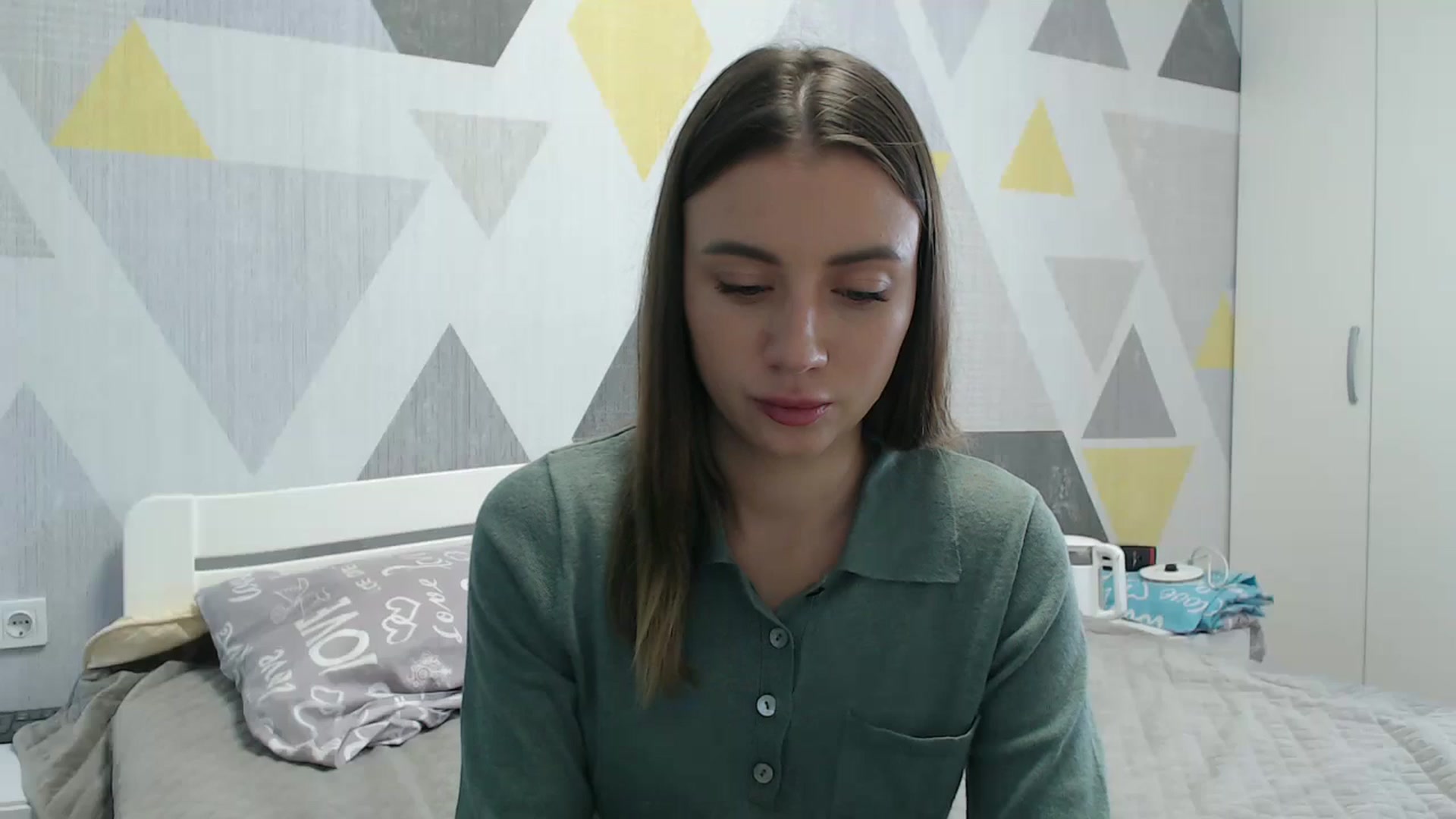 Gallery image thumbnail from Sulfate0's myfreecams stream on, 11/05/2025, 10:15 image 3 of 20