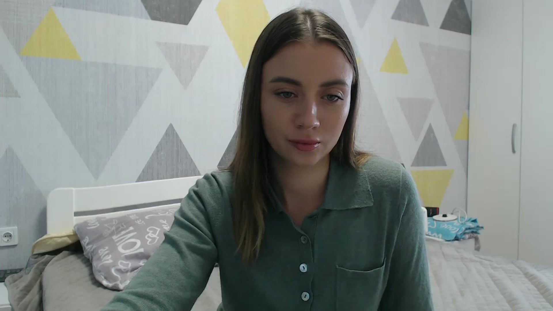 Gallery image thumbnail from Sulfate0's myfreecams stream on, 11/05/2025, 10:15 image 16 of 20