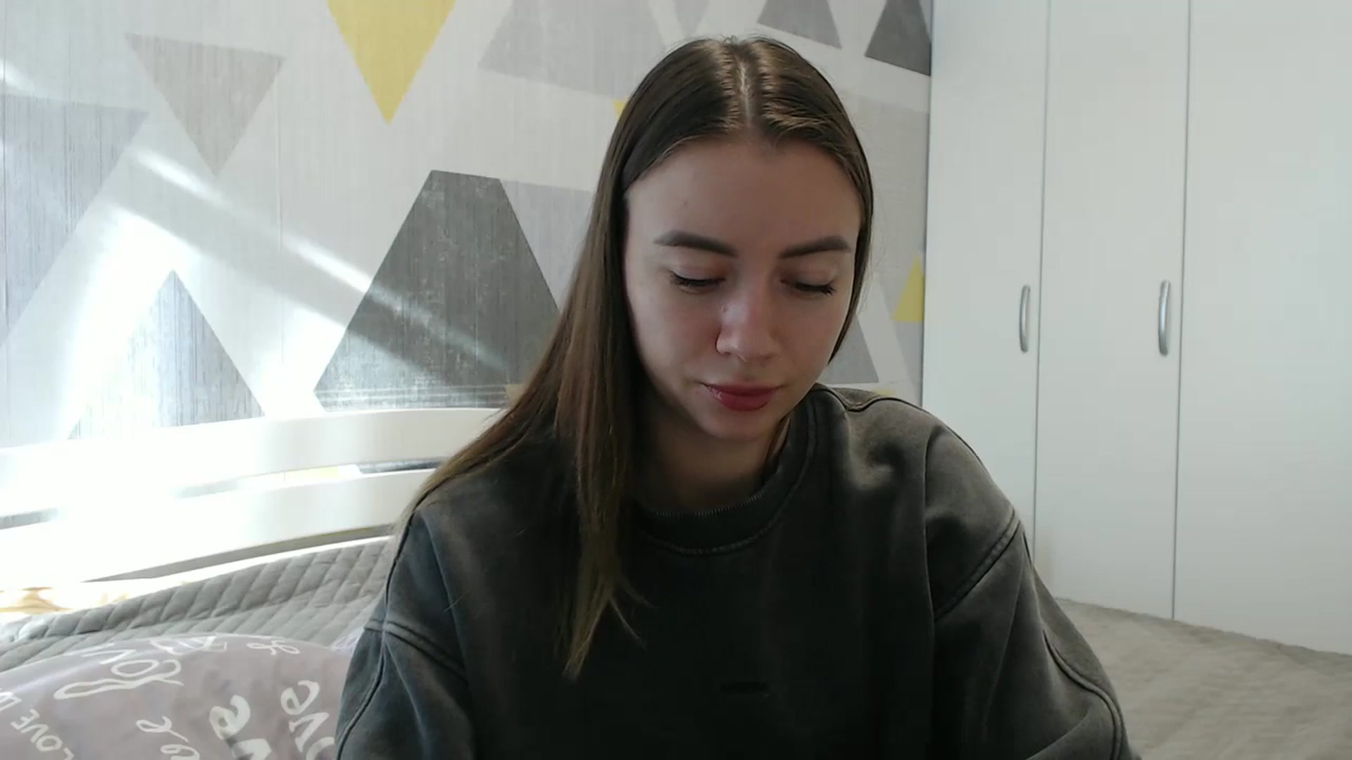 Gallery image thumbnail from Sulfate0's myfreecams stream on, 11/06/2025, 09:43 image 9 of 20