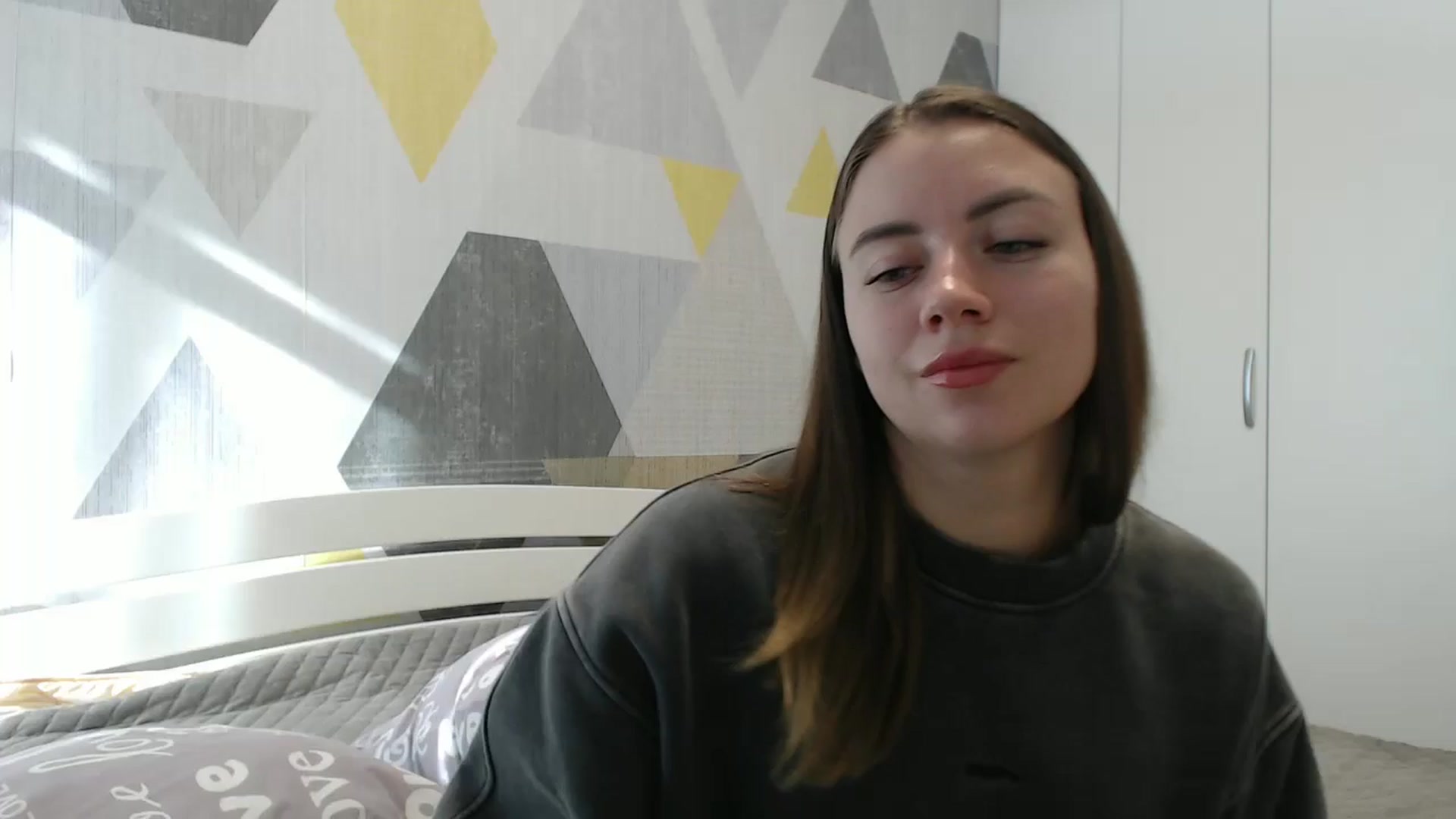 Gallery image thumbnail from Sulfate0's myfreecams stream on, 11/06/2025, 09:43 image 4 of 20