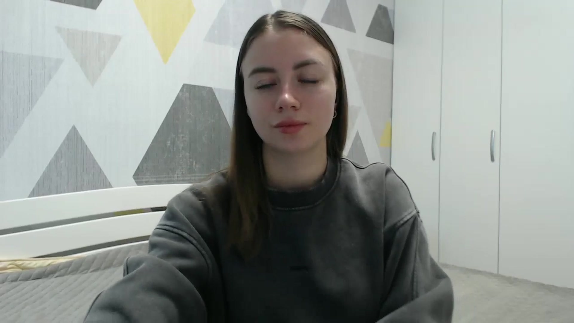 Gallery image thumbnail from Sulfate0's myfreecams stream on, 11/06/2025, 10:13 image 3 of 20