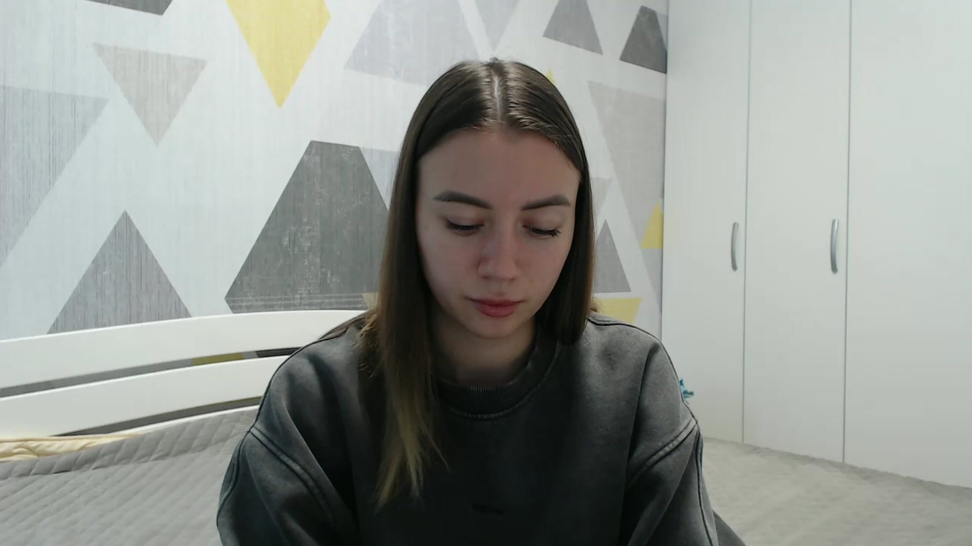 Gallery image thumbnail from Sulfate0's myfreecams stream on, 11/06/2025, 10:13 image 2 of 20
